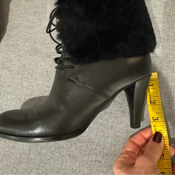 Black Leather Fold Over Shearling Cuff Ankle Boots Booties - Picture 10 of 11